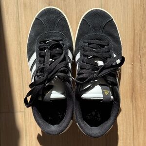 Adidas Black and White Suede Sneakers VL Court 3.0